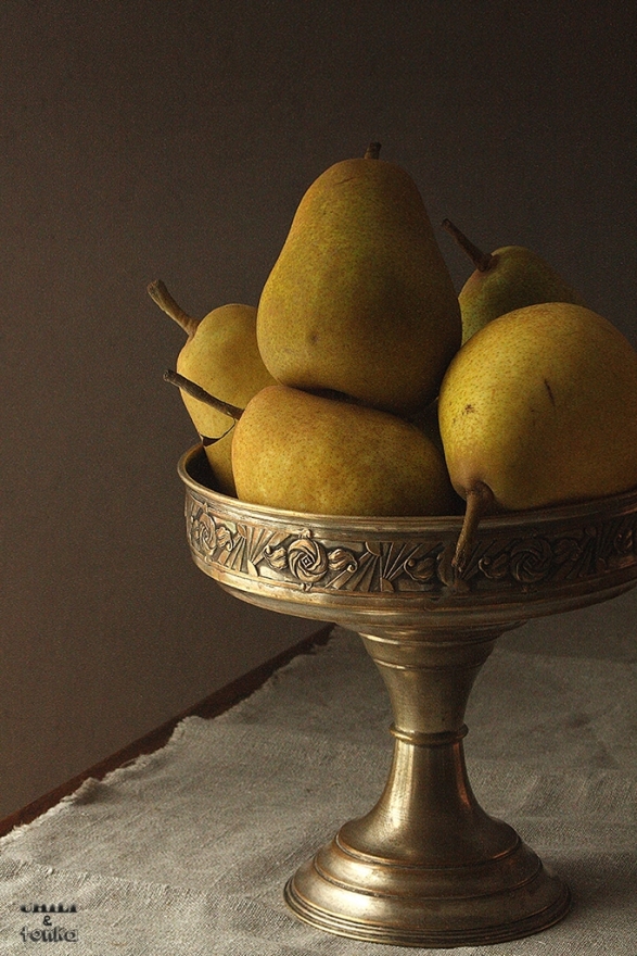 Pears / Chili & Tonka