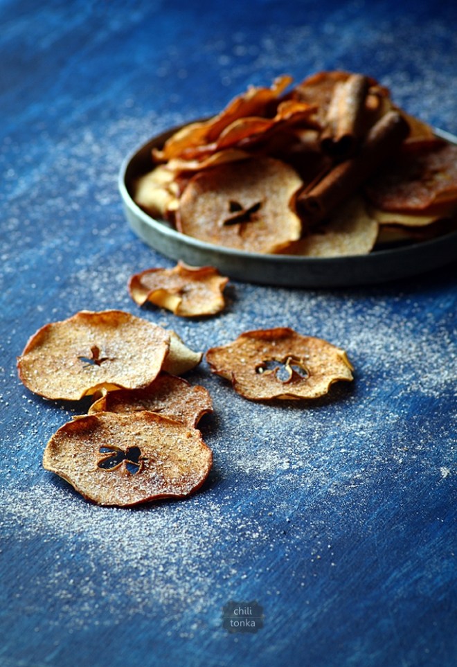 Cinnamon apple chips 