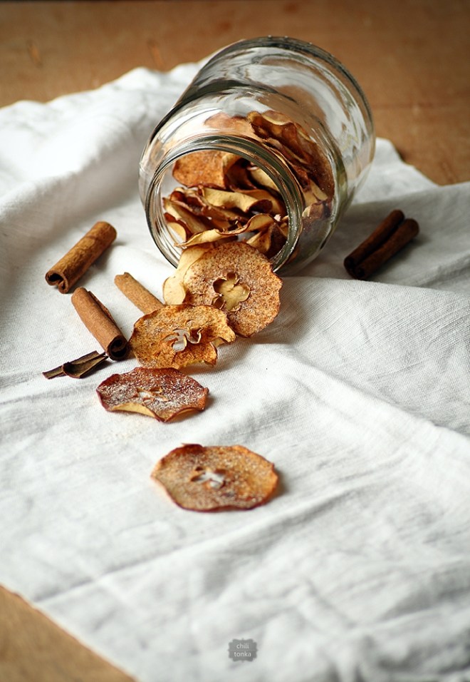 Cinnamon apple chips 