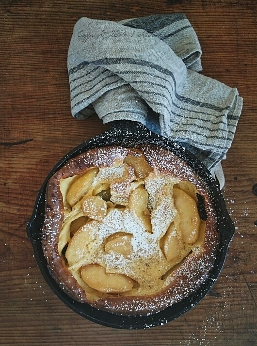 Gruby naleśnik z jabłkami | chilitonka