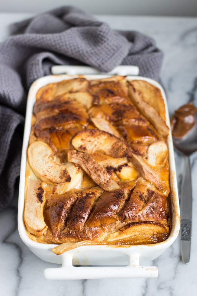 Pain perdu z jabłkami i solonym karmelem | chilitonka